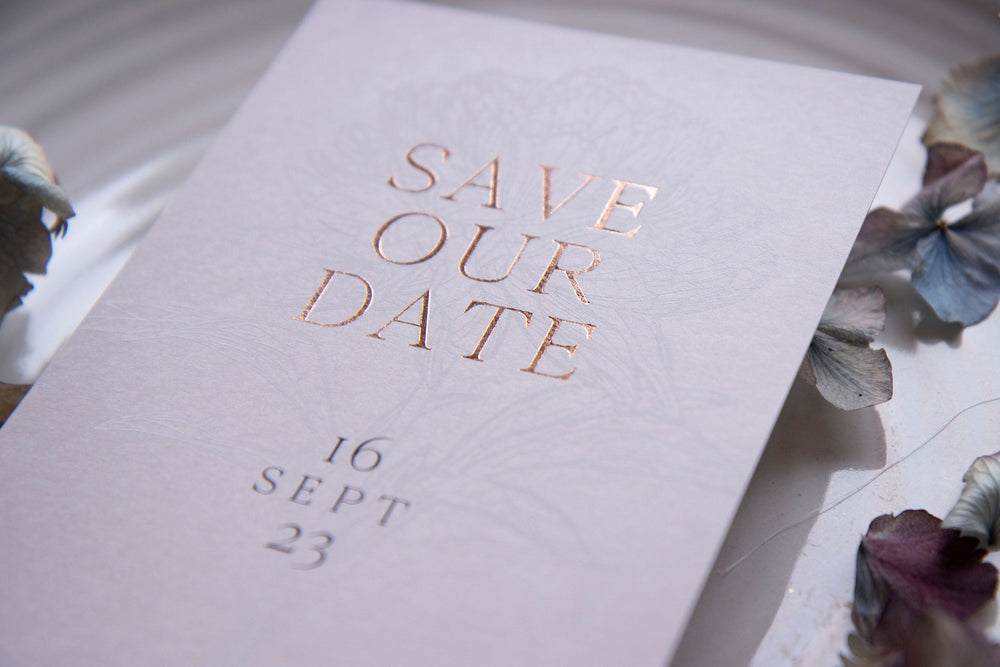 Fine Art SAVE THE DATE Karte Feinstpapier mit Folienprägung "Peony"